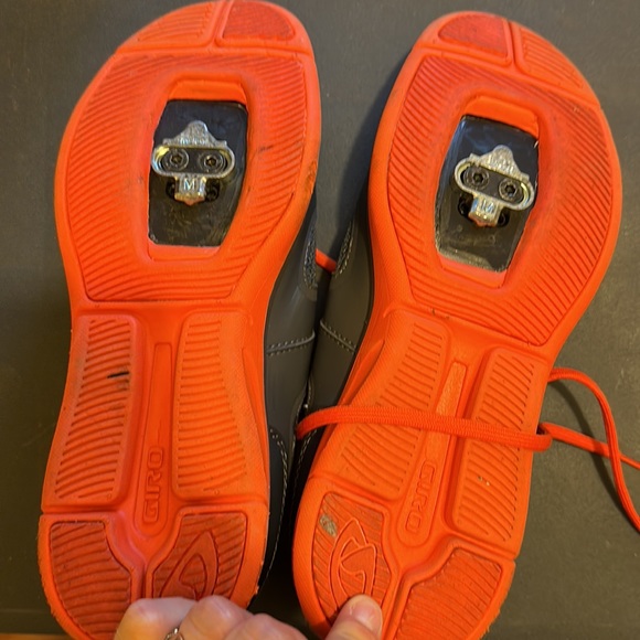 Barely used Click in cycling shoes - Picture 2 of 4